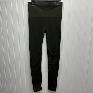 Spanx Olive Green Seamless Ankle Zip Legging‎ Sz S